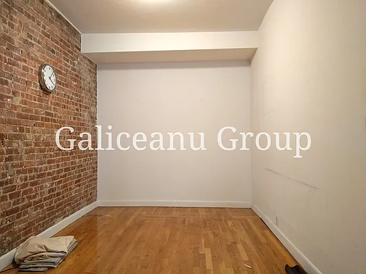 Rented by Lexington Real Estate Group | media 3