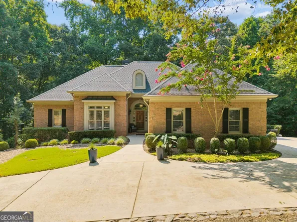 5720 Golf Club Dr, Braselton, GA 30517