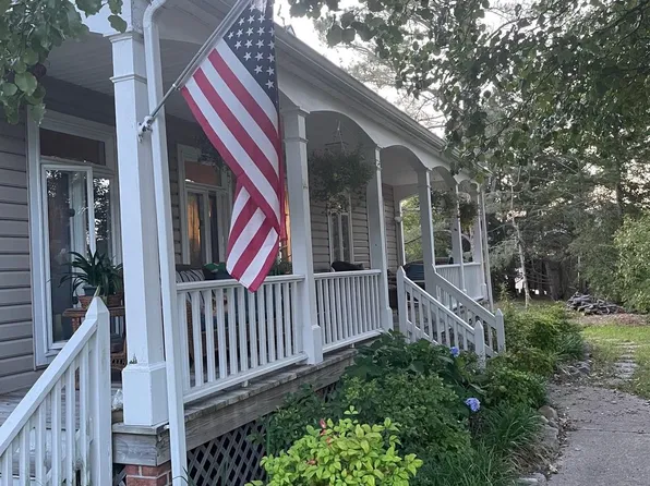 518 Water St, Sharptown, MD 21861