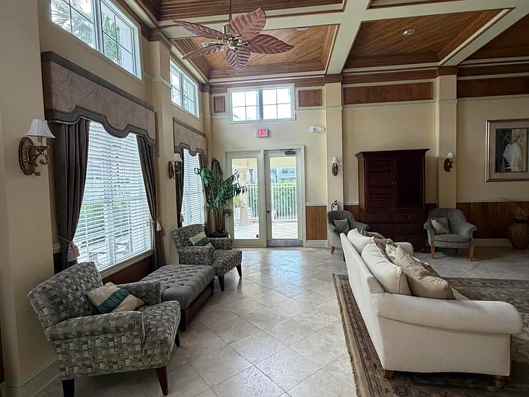 275 Murcia Dr #208 — Photo 100