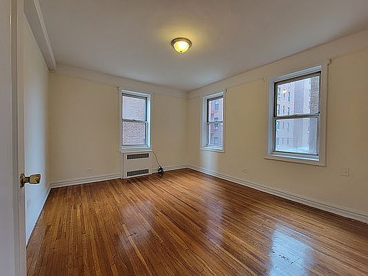 5th image of 8210 19th Ave #B88