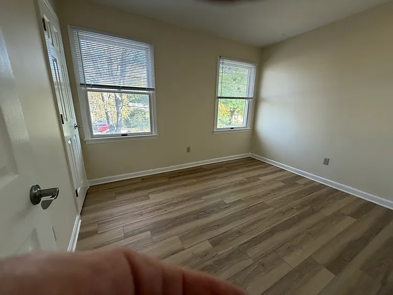 223 Chestnut St — Photo 7