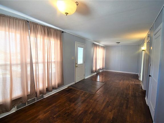 2nd image of 311 E 1st Ave