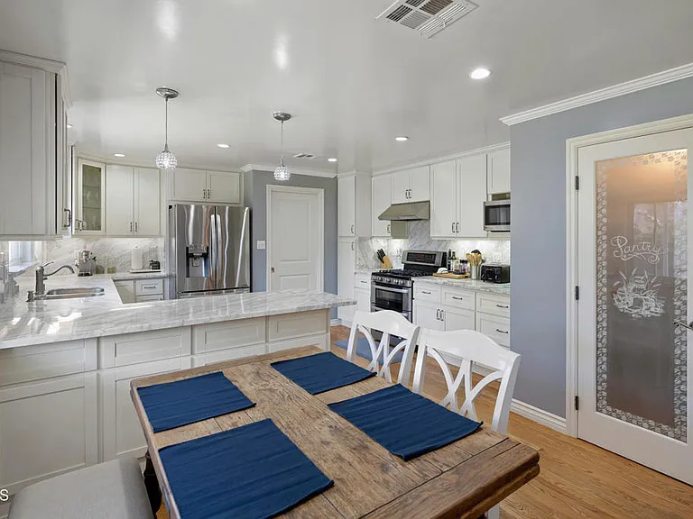 142 W Santa Anita Ter — Photo 15
