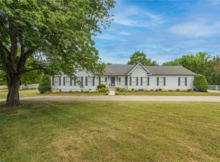 7552 Dubach Rd, Summerfield, NC 27358