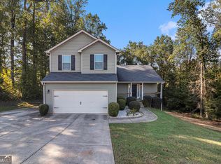 246 Falling Leaf Ln, Winder, GA 30680
