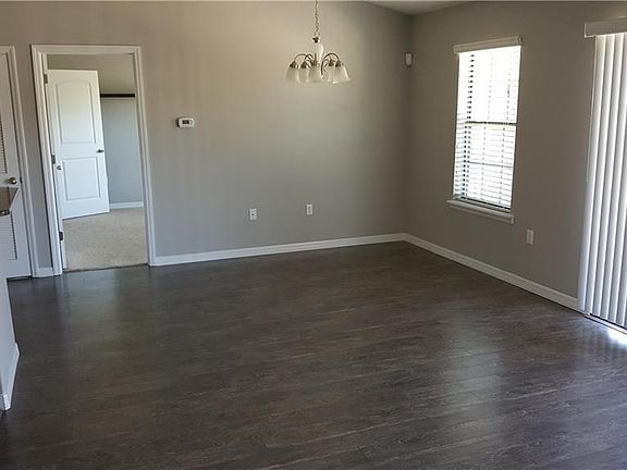 3rd image of 16415 Kingletridge Ave