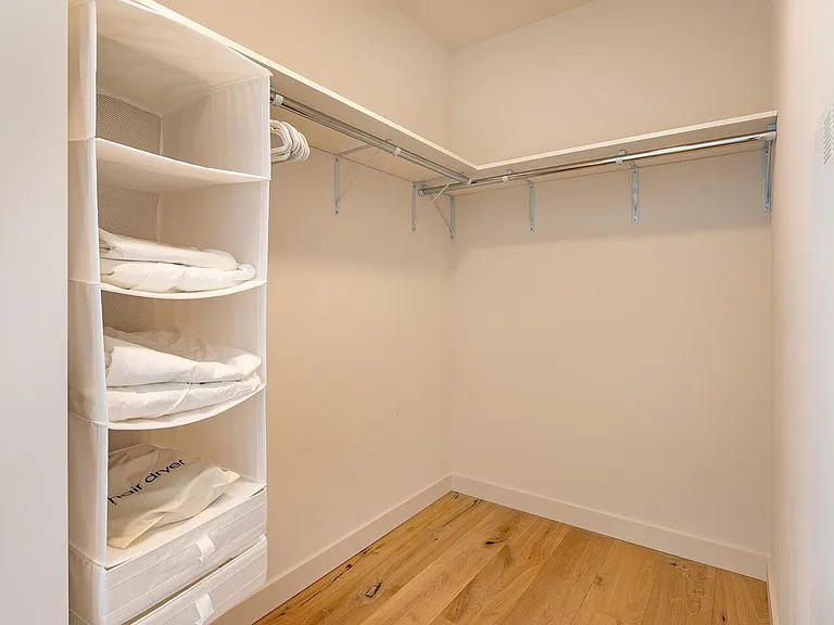 1001 Queen St #3901 — Photo 16