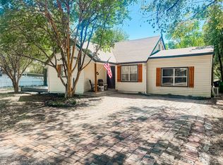 212 Penn St, Waxahachie, TX 75165