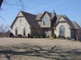 17652 W 335th St, Paola, KS 66071