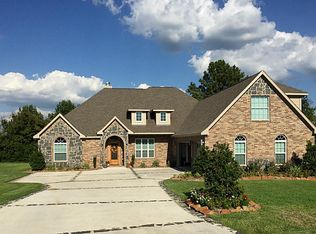 170 Harley Dr, Montgomery, TX 77356