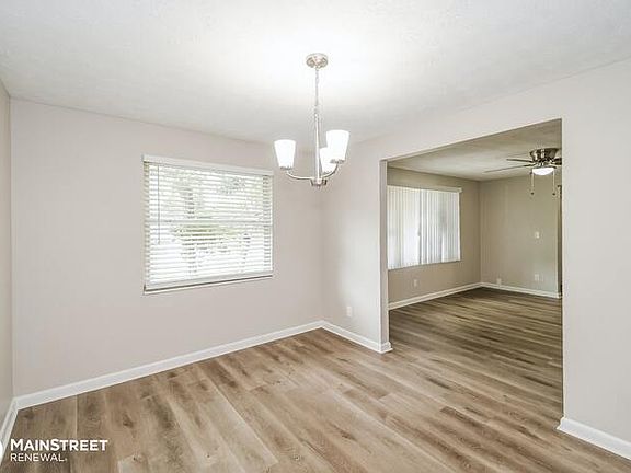 5th image of 474 Tara Ln