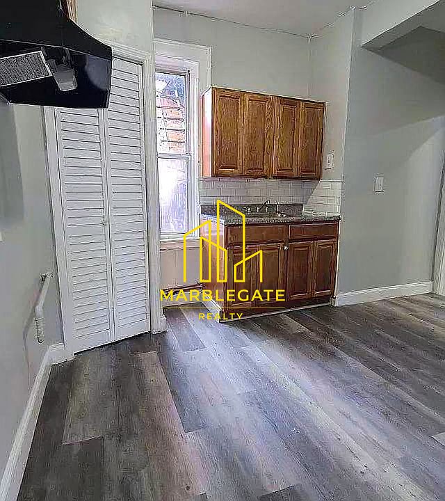 2nd image of 103 4th Ave #1033