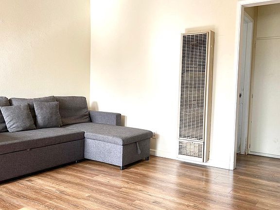 2nd image of 1102 Larimore Ave #4