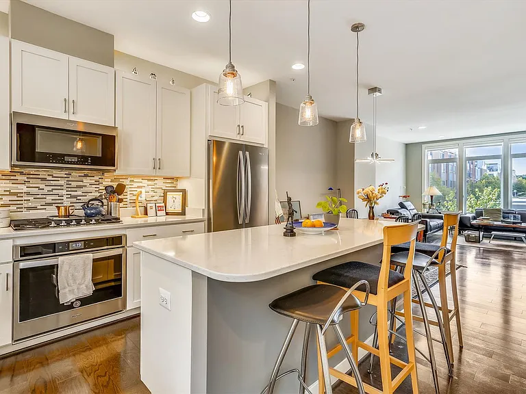 8052 Red Hook St — Photo 2