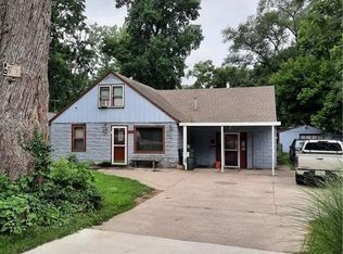2428 S Scott Ave, Independence, MO 64052