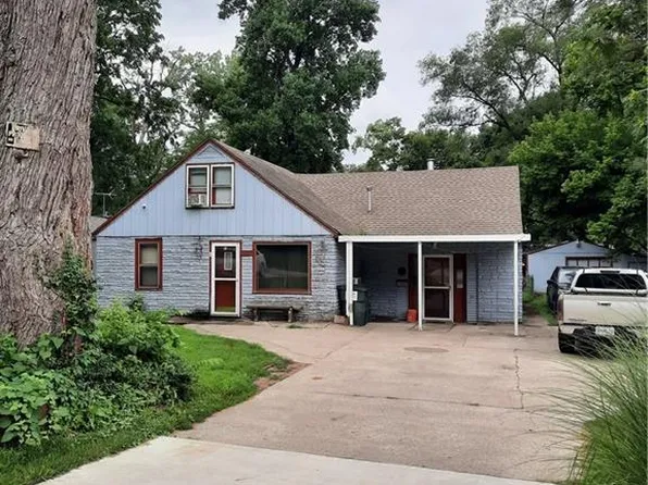 2428 S Scott Ave, Independence, MO 64052