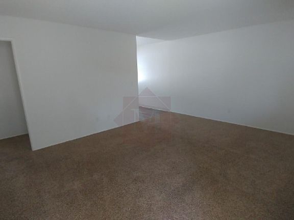 2nd image of 301 Verano Dr APT 32