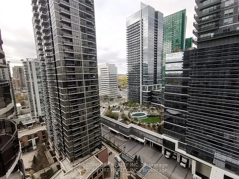 33 Sheppard Ave E #2007 — Photo 21