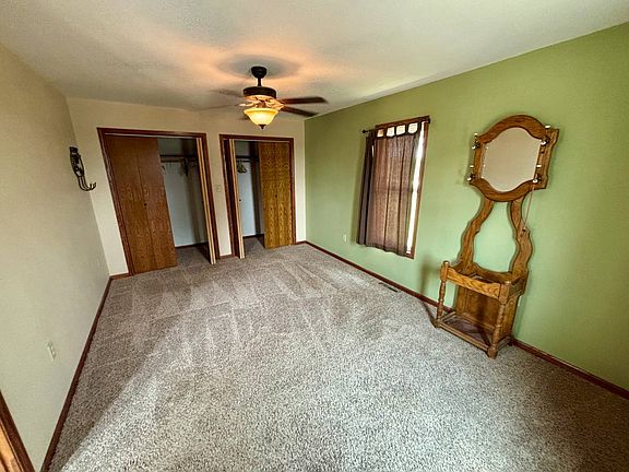 4th image of 1823 Prairie Rd