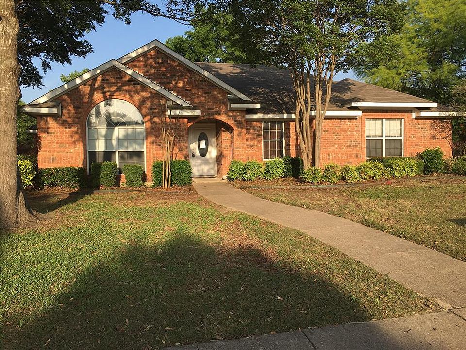 1st image of 720 Andalusia Trl