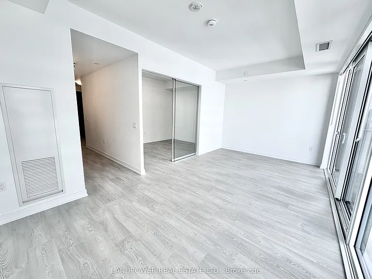 634 Church St #3811 — Photo 3