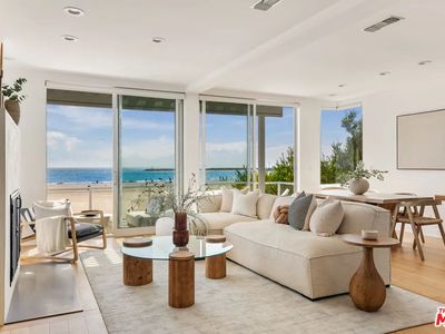 6515 Ocean Front Walk, Playa Del Rey, CA, 90293