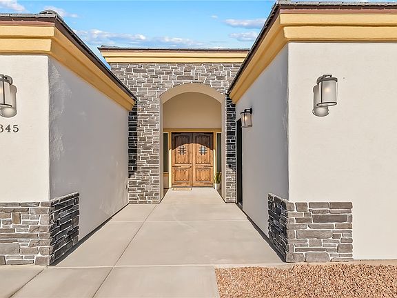 4th image of 2345 Raven Court