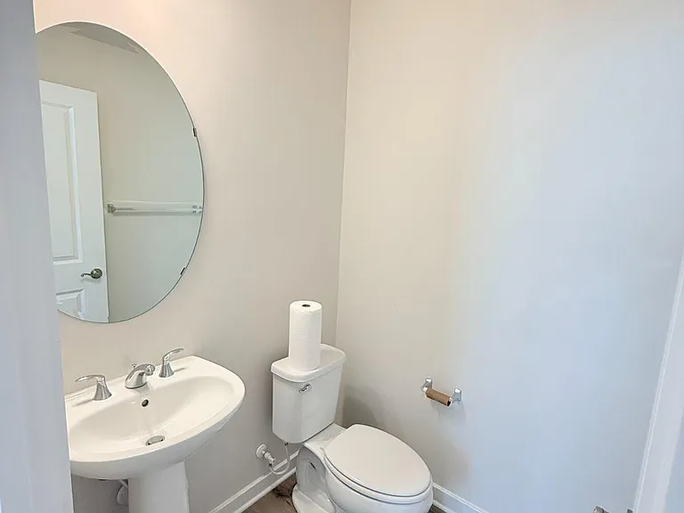 2505 Nicholson St — Photo 7
