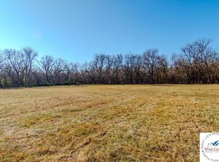 129 SE 315p Rd, Clinton, MO 64735