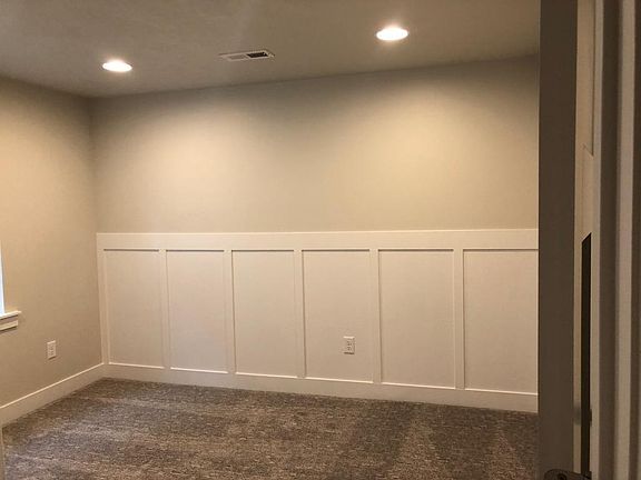 5th image of 63 S Drupe Ln