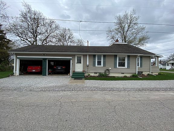 3rd image of 1143 Myers Ave