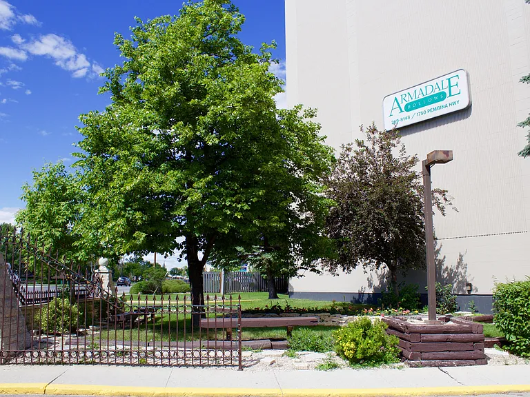 1750 Pembina Hwy — Photo 5