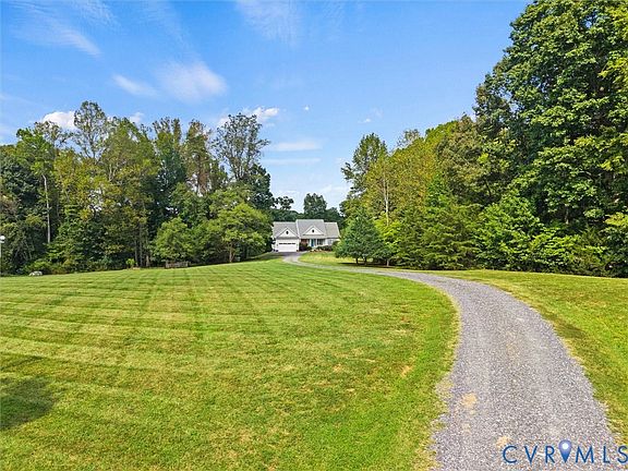 3rd image of 6126 Cartersville Rd