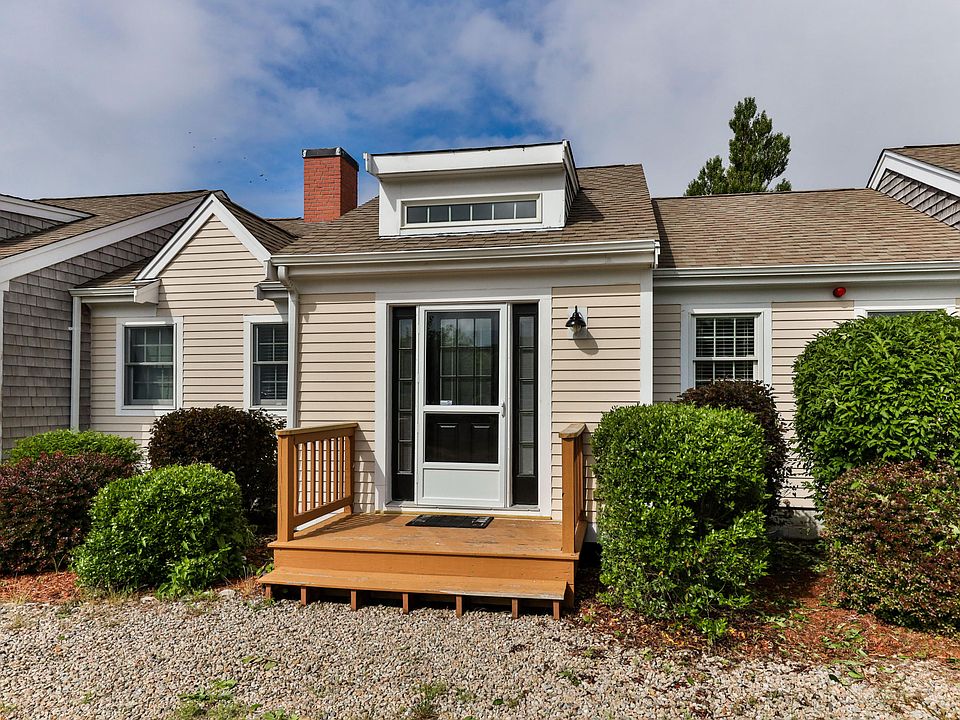 1st image of 6 Shore Road #19