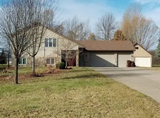 13025 Arthur St, Rogers, MN 55374
