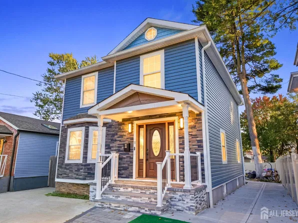30 Linden St, Fords, NJ 08863