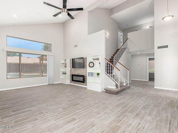 3rd image of 1171 W Oriole Way