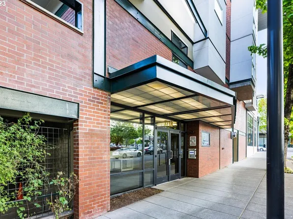 1718 NE 11th Ave APT 211, Portland, OR 97212