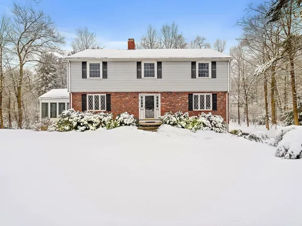 95 Concord Rd, Acton, MA 01720