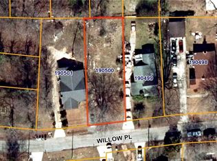 811 Willow Pl #16, High Pt, NC 27260