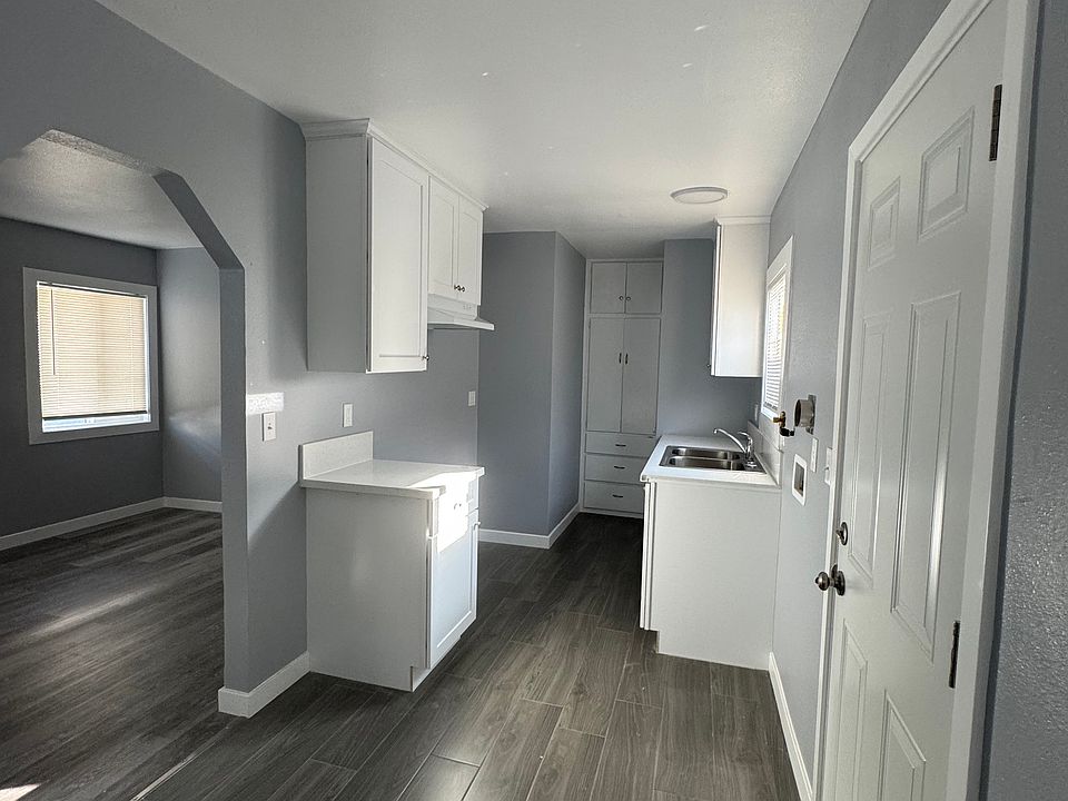 1st image of 7107 Chanslor Ave #7107
