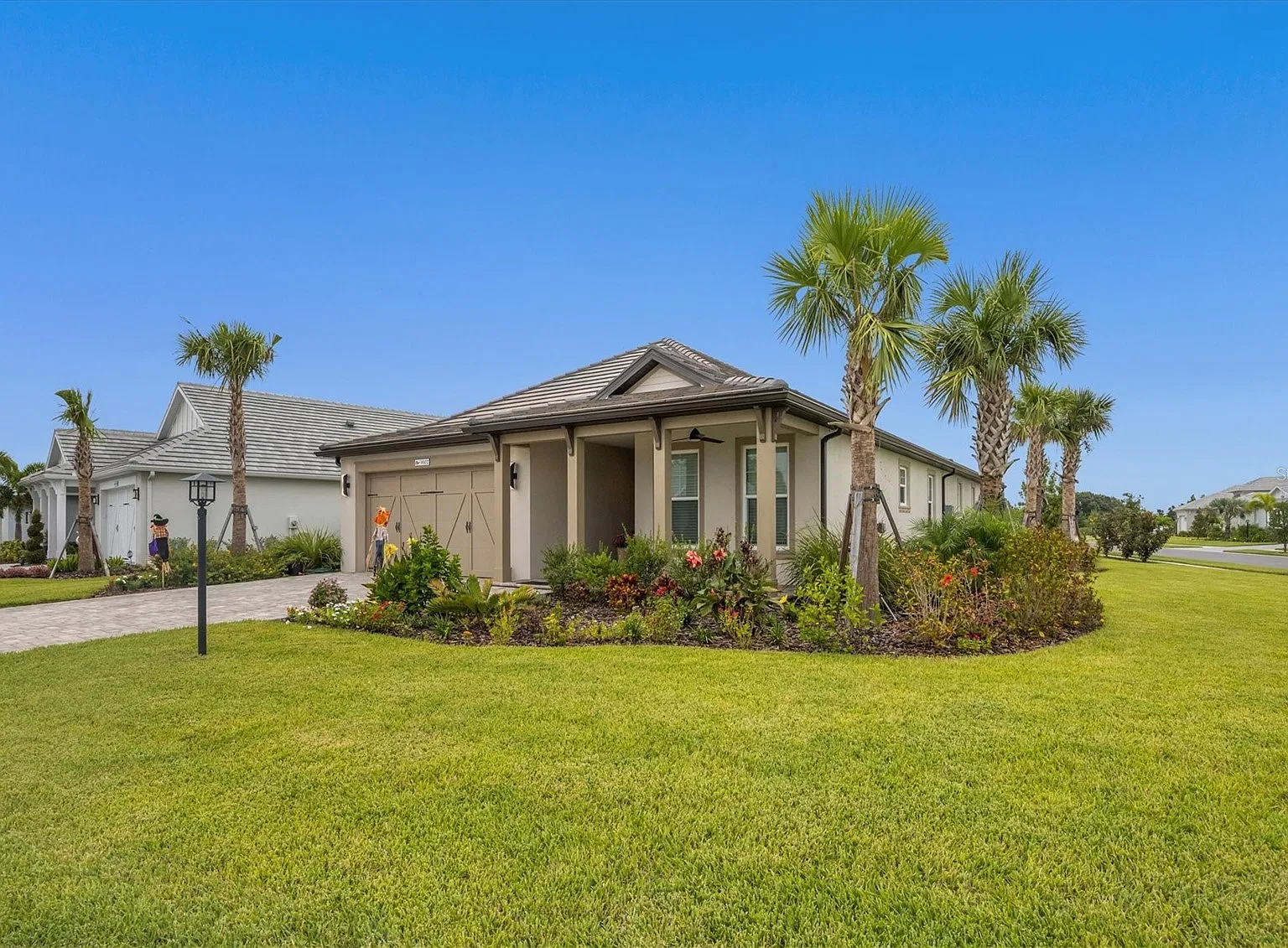 2 bed, 2076 sqft, $4,500 — Photo 1