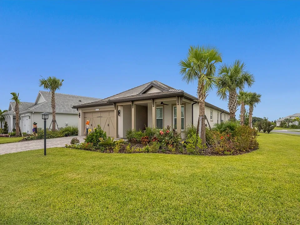 8102 Tidal Pointe Way