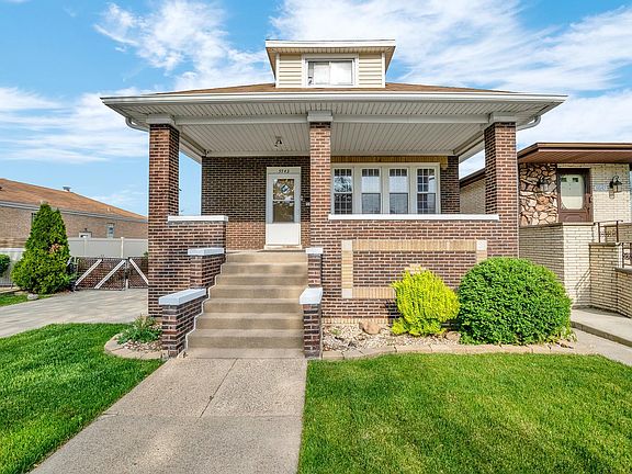 2nd image of 5543 S Neenah Ave