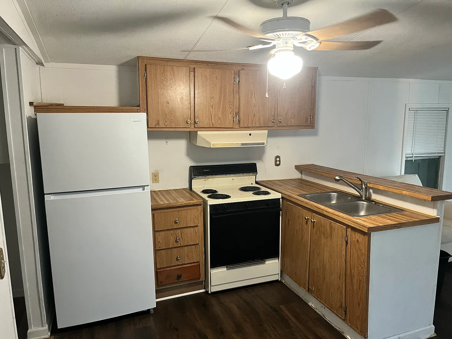 860 Partridge Bend Rd — Photo 2