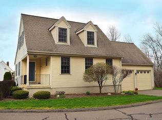 68 Pickering Ln, Wethersfield, CT 06109