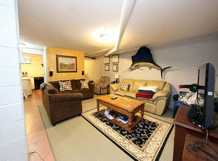 102 Laurel Hill Rd, Chapel Hill, NC 27514