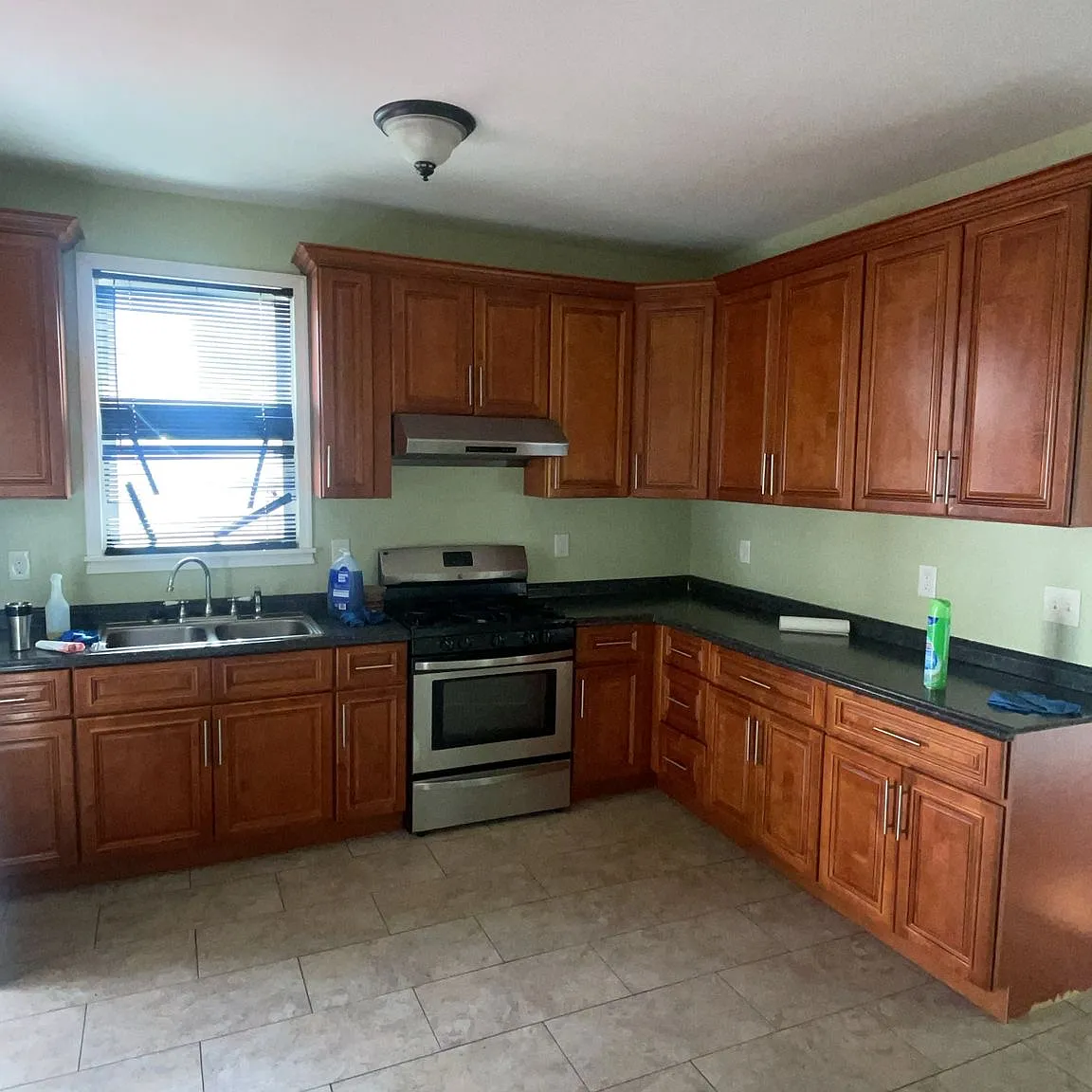 1 bed, $1,200 — Photo 1