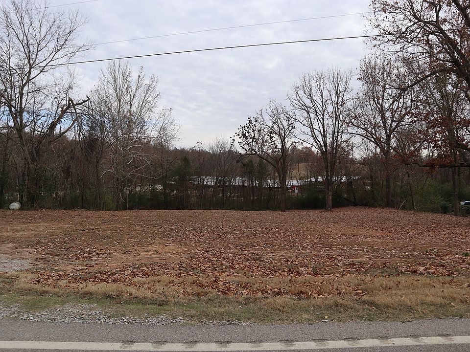 2nd image of 330 S Main St